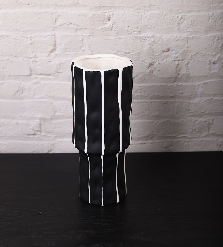 Ying Yang Vases